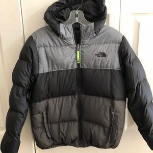 Boys The North Face Reversible Jacket Size Large
